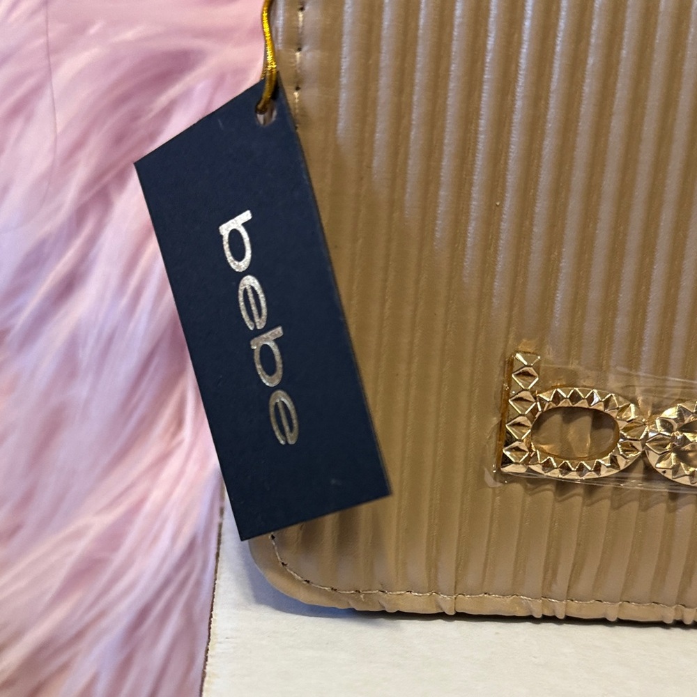 bebe Raelynn Metal Gold Ribbed Crossbody Bag - Picture 2 of 7